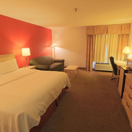 Days Inn By Wyndham Calumet Park Eksteriør billede