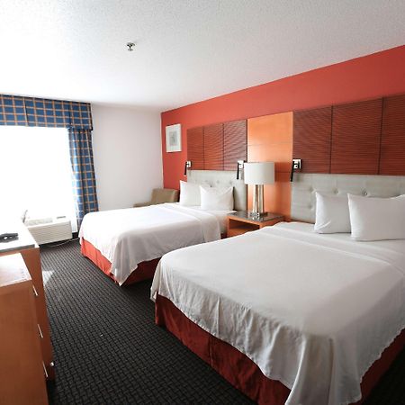 Days Inn By Wyndham Calumet Park Eksteriør billede