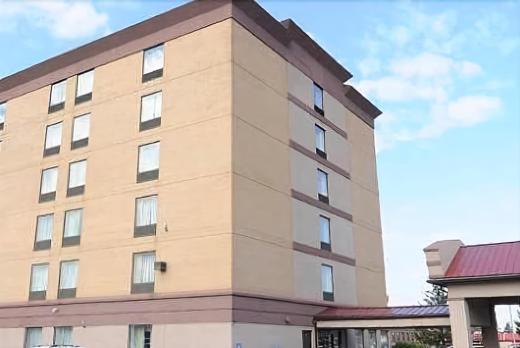 Days Inn By Wyndham Calumet Park Eksteriør billede