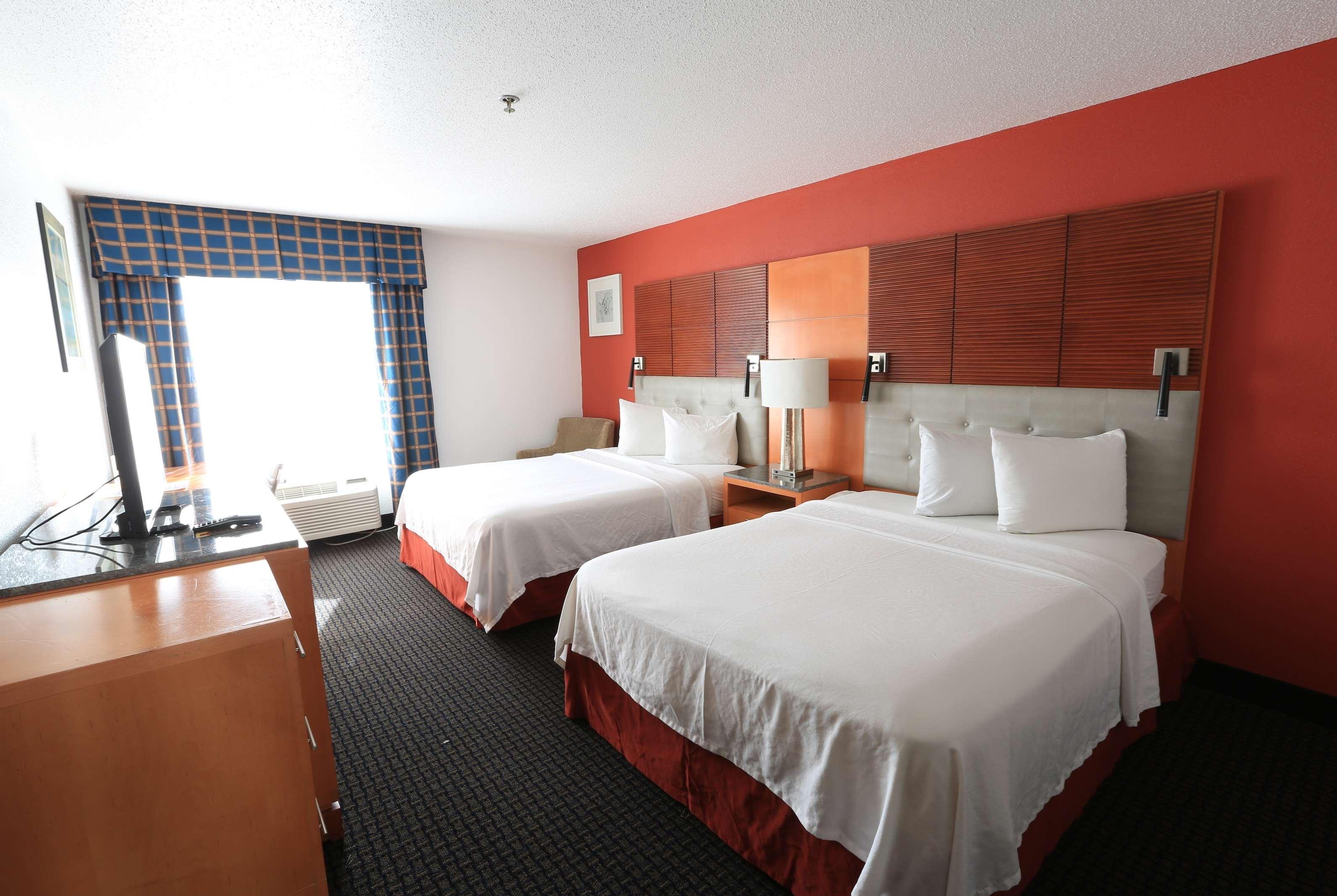 Days Inn By Wyndham Calumet Park Eksteriør billede